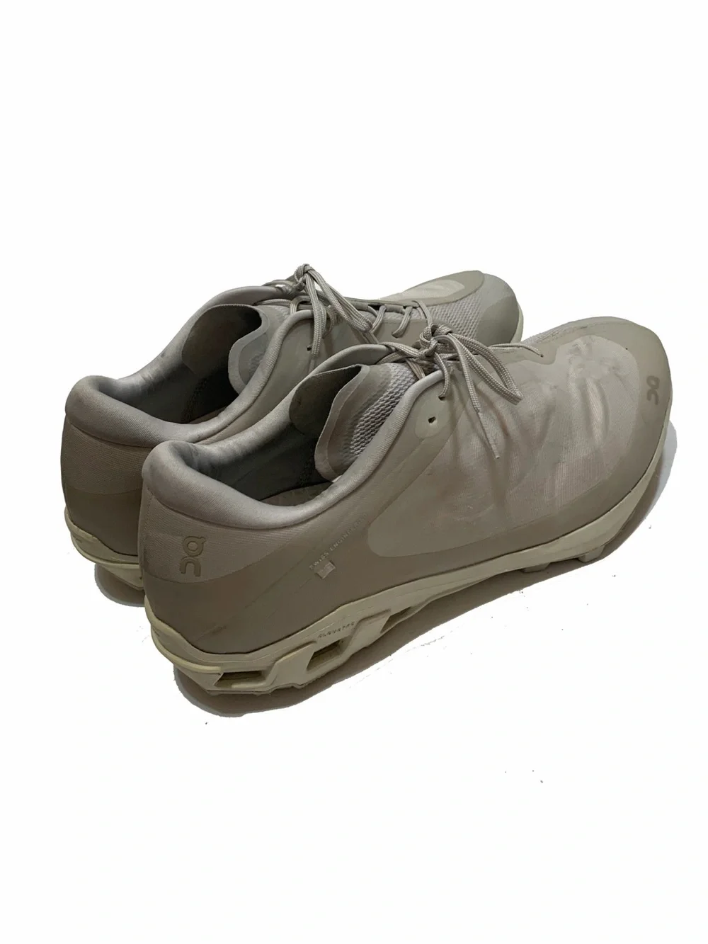12 / On Running x Post Archive Faction Peak sneaker
